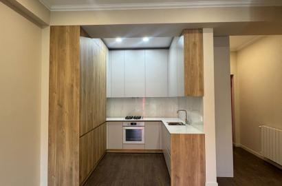 nearly repaired 2-room apartment for sale